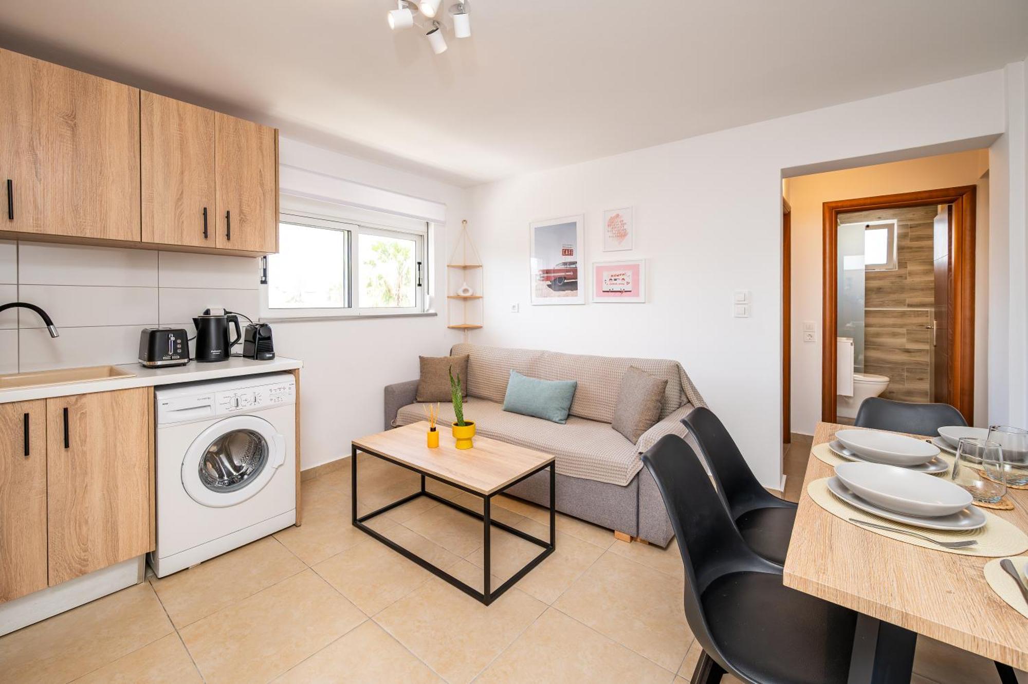 Aeolos - 5 Min To Apartment *